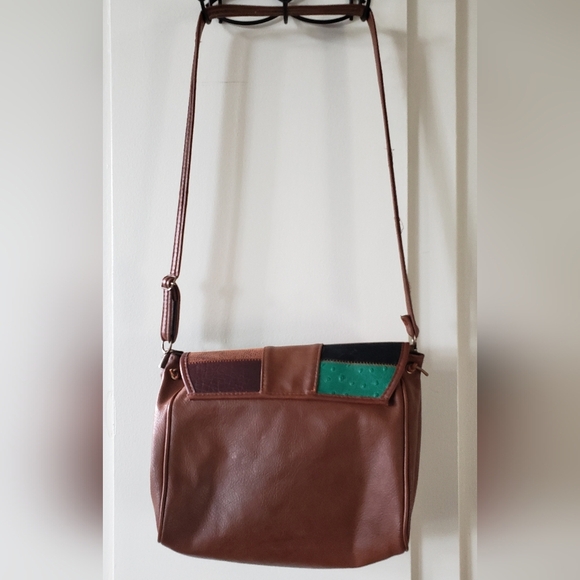 2R2 Italian Leather Handmade Messager Shoulder Bag Purse - Picture 9 of 9